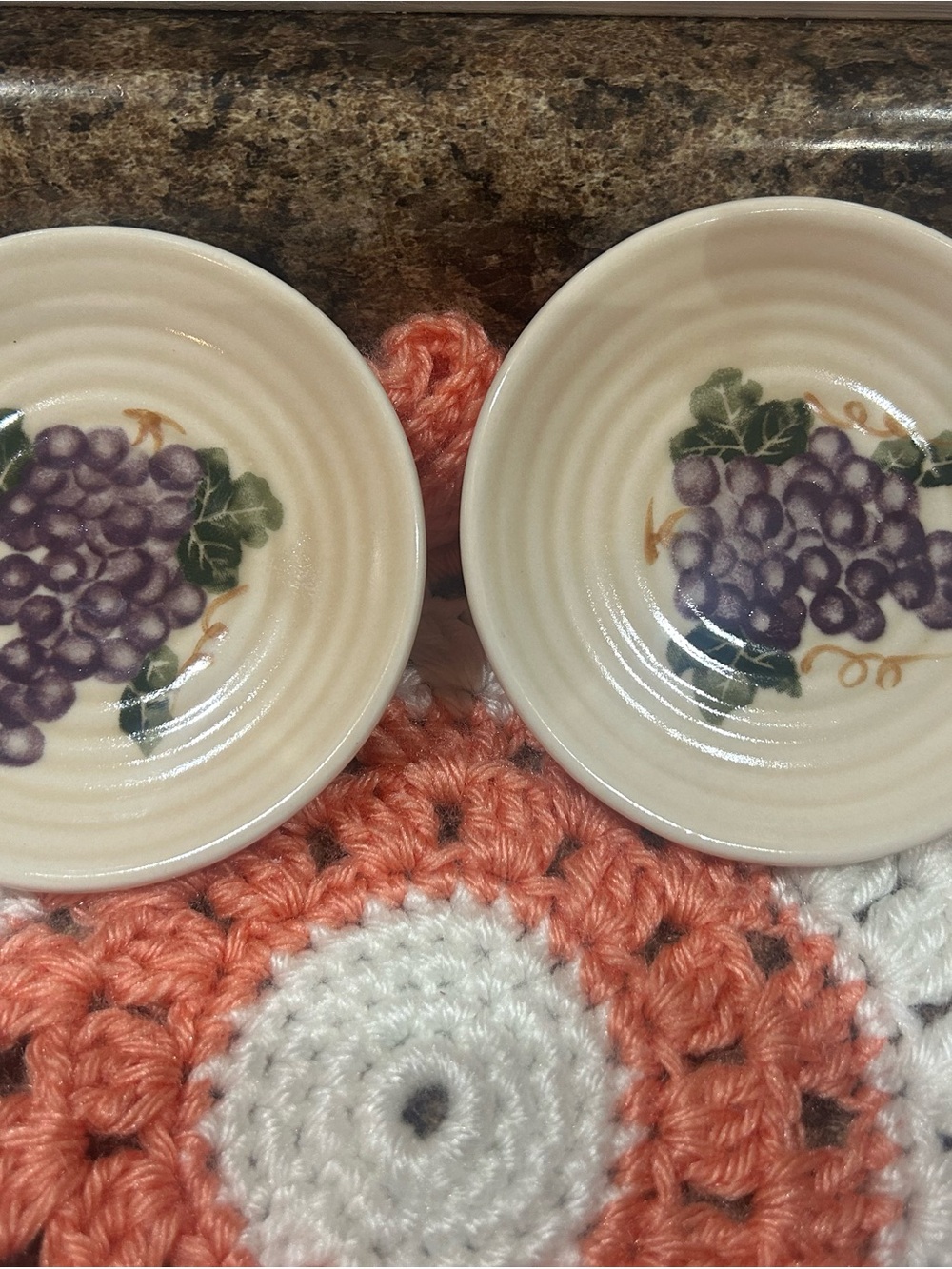 Ceramic Dipping Dish with Purple Grape Motif - Picture 2 of 3